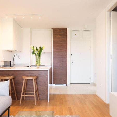 The City Block Apartment Zara Esterno foto