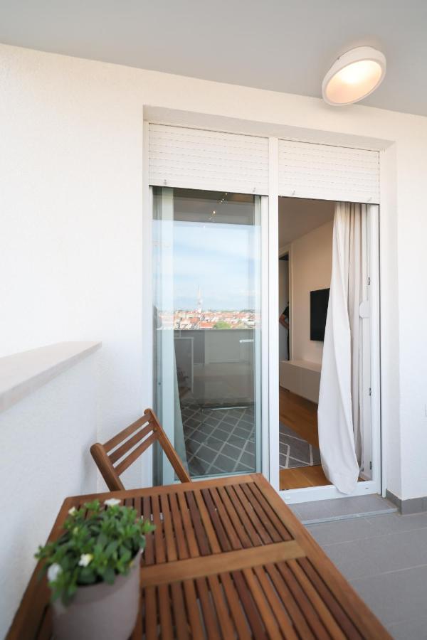 The City Block Apartment Zara Esterno foto