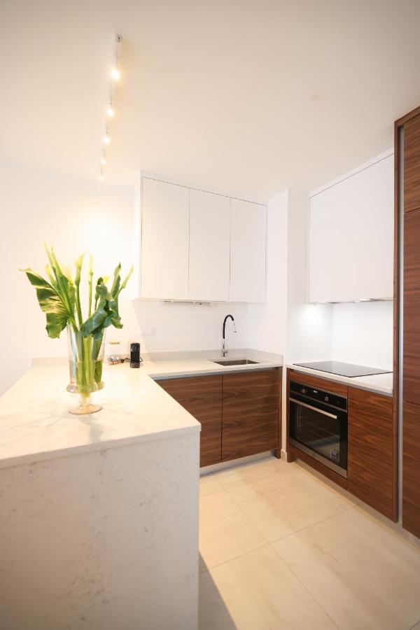 The City Block Apartment Zara Esterno foto
